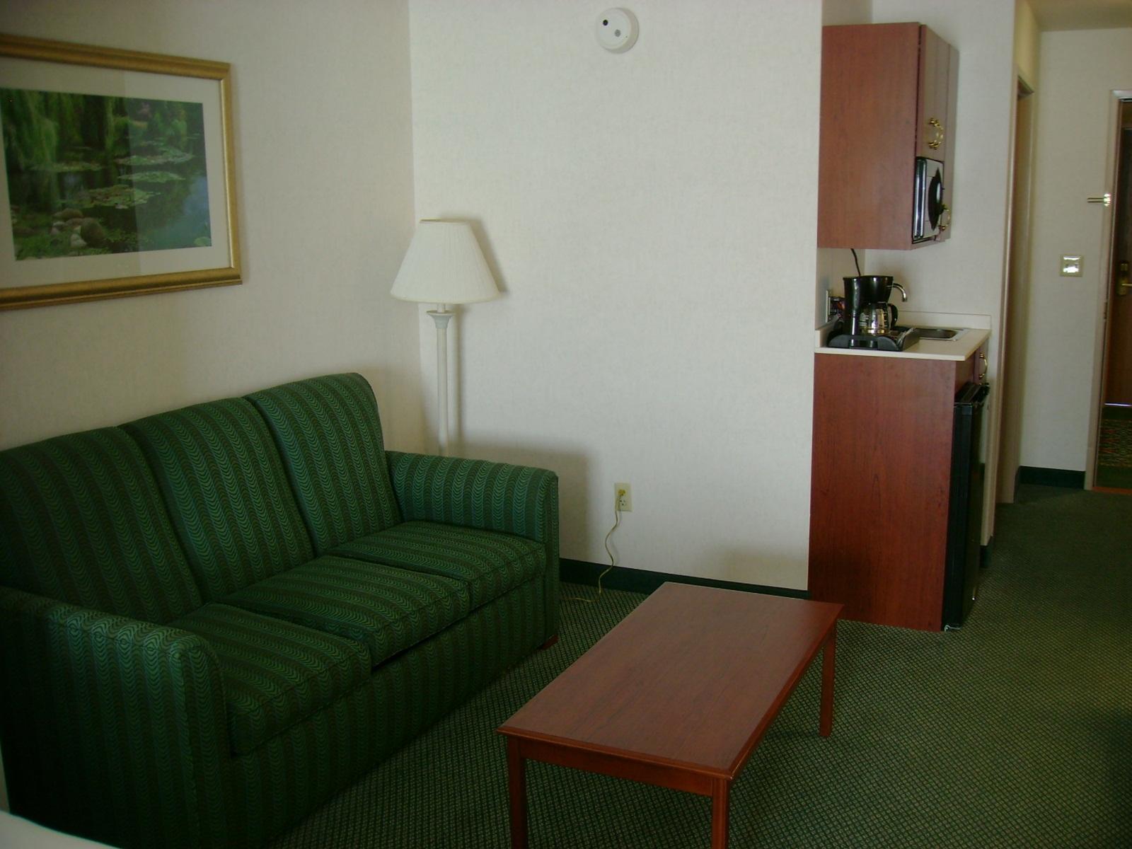 Holiday Inn Express Hotel & Suites Milwaukee-New Berlin By Ihg Bagian luar foto