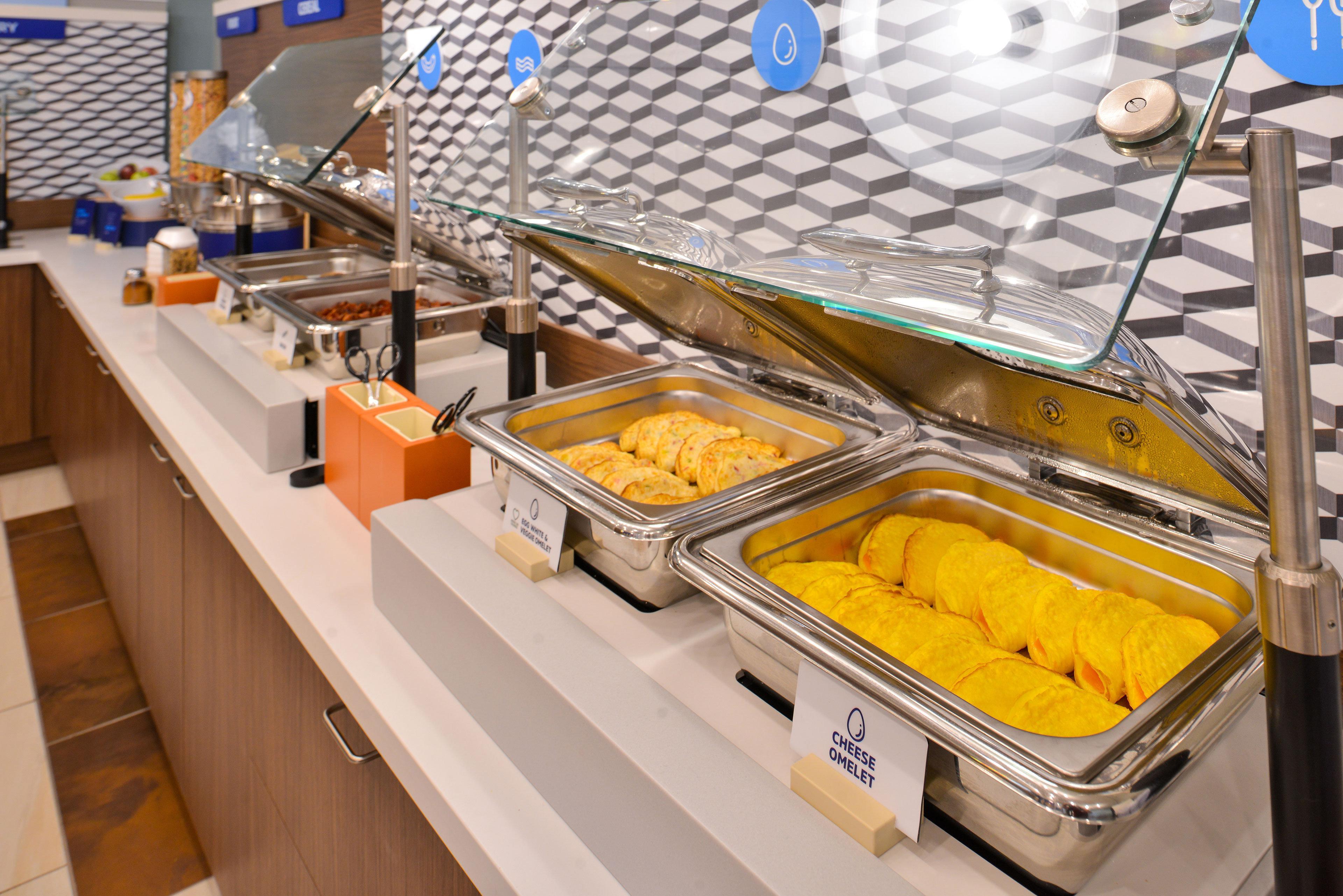 Holiday Inn Express Hotel & Suites Milwaukee-New Berlin By Ihg Bagian luar foto