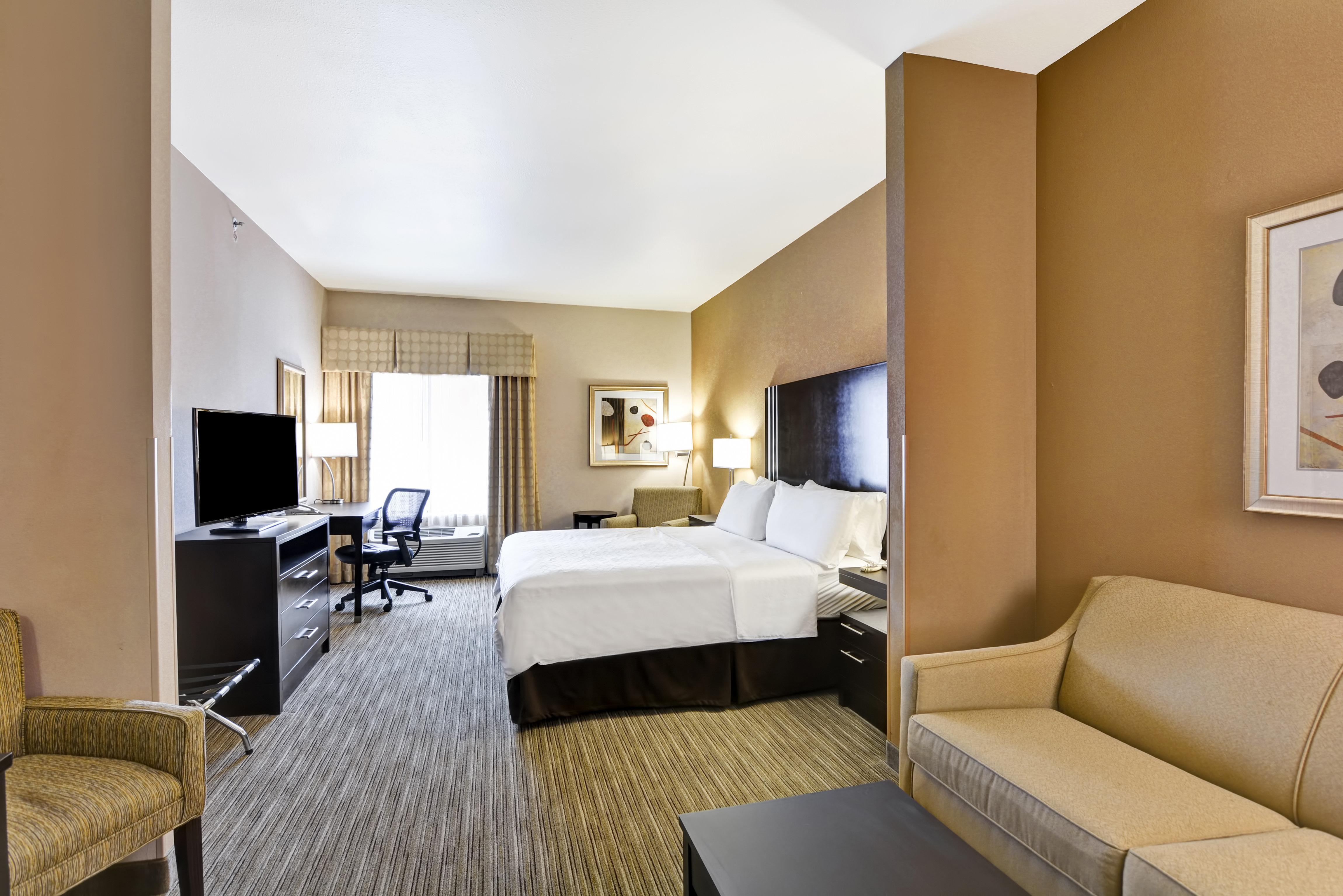 Holiday Inn Express Hotel & Suites Milwaukee-New Berlin By Ihg Bagian luar foto