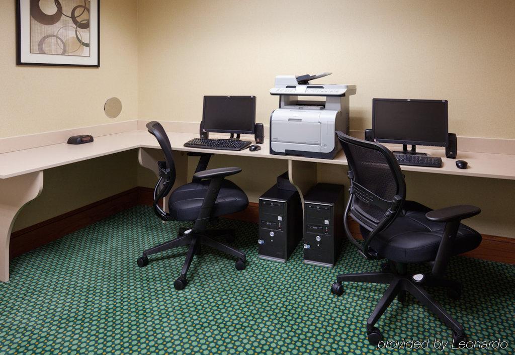 Holiday Inn Express Hotel & Suites Milwaukee-New Berlin By Ihg Bagian luar foto